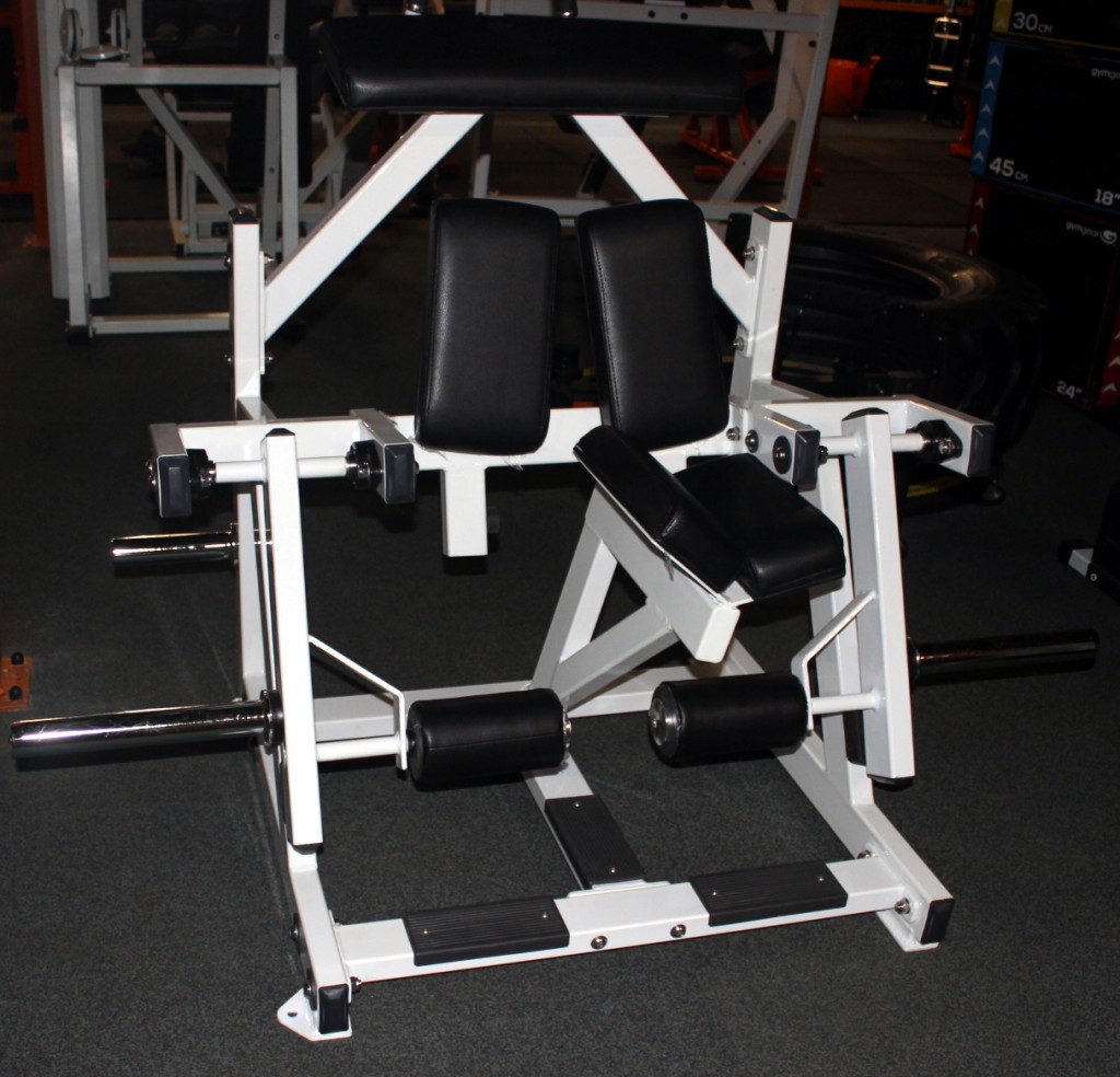 Kneeling Plate Loaded Leg Curl